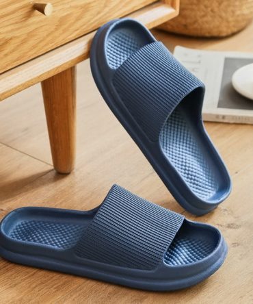 Home Slippers Anti-slip Flip Flops Woman's Sandals Women Fashion Soft Sole EVA Indoor Slides Thick Platform Cloud Simple Slipper