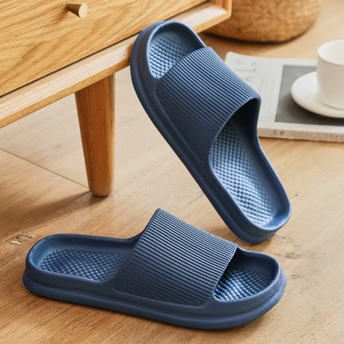 Home Slippers Anti-slip Flip Flops Woman's Sandals Women Fashion Soft Sole EVA Indoor Slides Thick Platform Cloud Simple Slipper