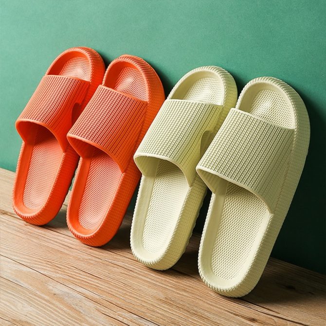 Home Slippers Thick Platform Bathroom Cloud Slippers Non-slip Flip Flops Woman Sandals Women Fashion Soft Sole Eva Indoor Slides - Image 2