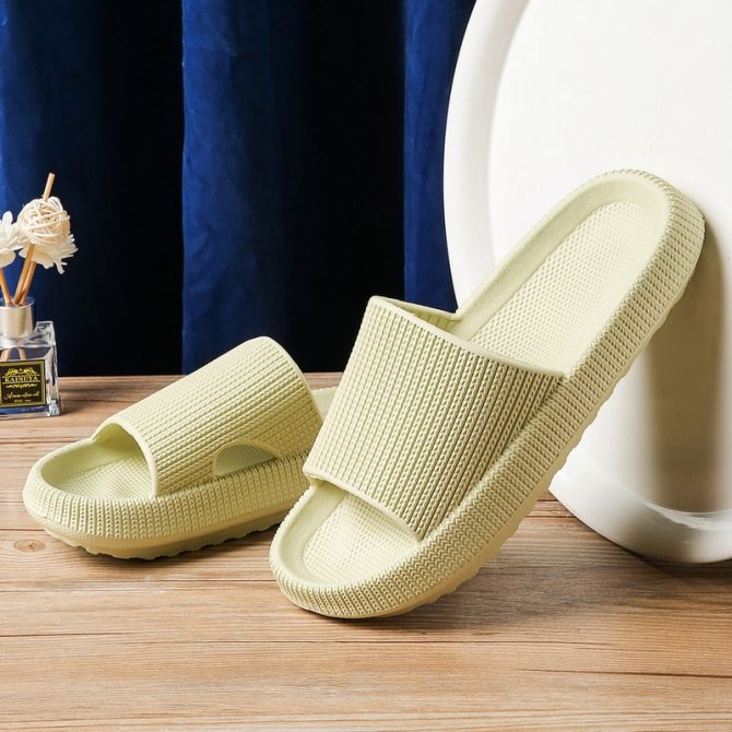 Home Slippers Thick Platform Bathroom Cloud Slippers Non-slip Flip Flops Woman Sandals Women Fashion Soft Sole Eva Indoor Slides