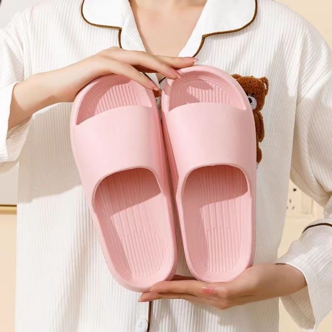 Summer Indoor Slippers Home Men's Slippers Non-slip Flats Women's Sandals Couple Shoes Comfortable Bathroom Slippers for Women - Image 3