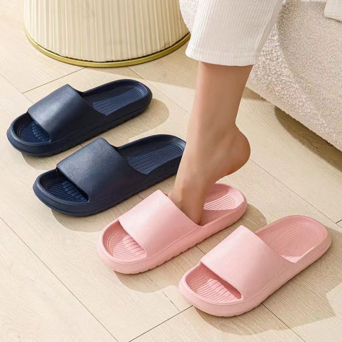Summer Indoor Slippers Home Men's Slippers Non-slip Flats Women's Sandals Couple Shoes Comfortable Bathroom Slippers for Women - Image 6