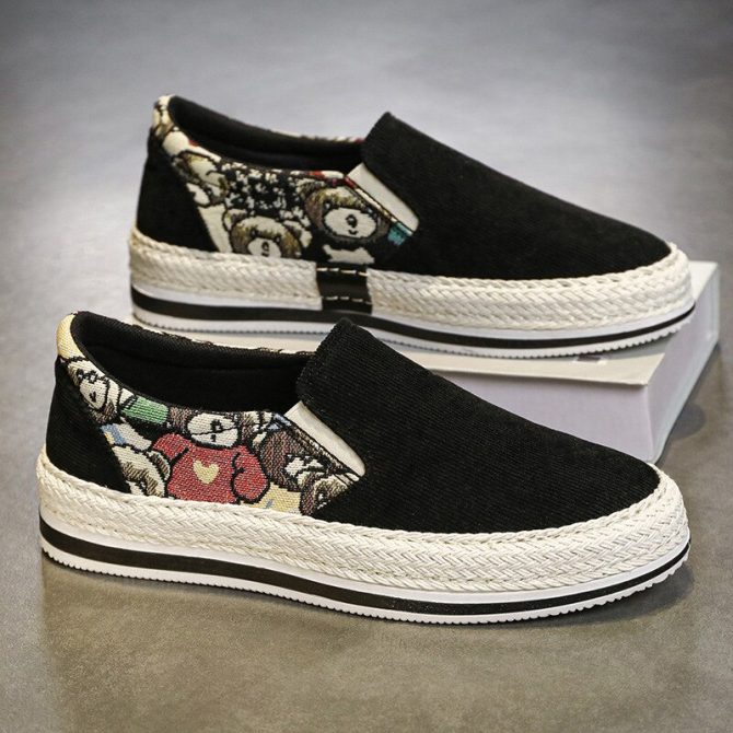 2023 New Men's Breathable Slip-on Casual Shoes Fashion Low-top Slip-on Canvas Shoes Comfortable and Lightweight Men's Shoes