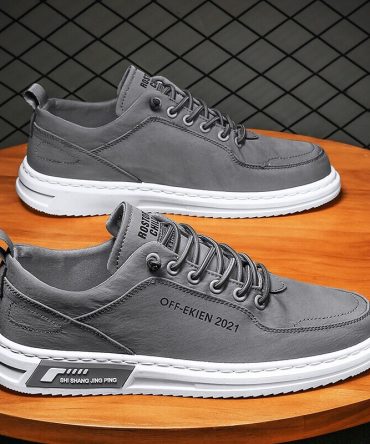 New Men's Flat Casual Shoes Ice Silk Canvas Shoes Versatile Soft Bottom Casual Sports Shoes Comfortable Breathable Men's Shoes